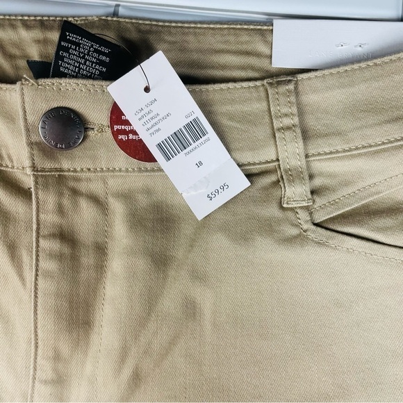 New Lane Bryant Women's Signature Fit Slim Bermuda Short 18 Natural 221 - Picture 8 of 8